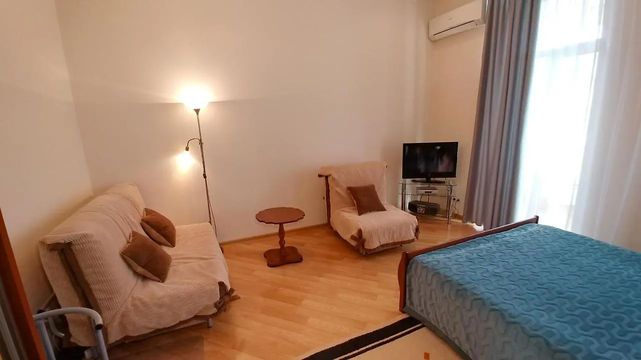 One-Room 3 Kostelna Str. On Maidane Nezalezhnosti Kyiv Ukraine