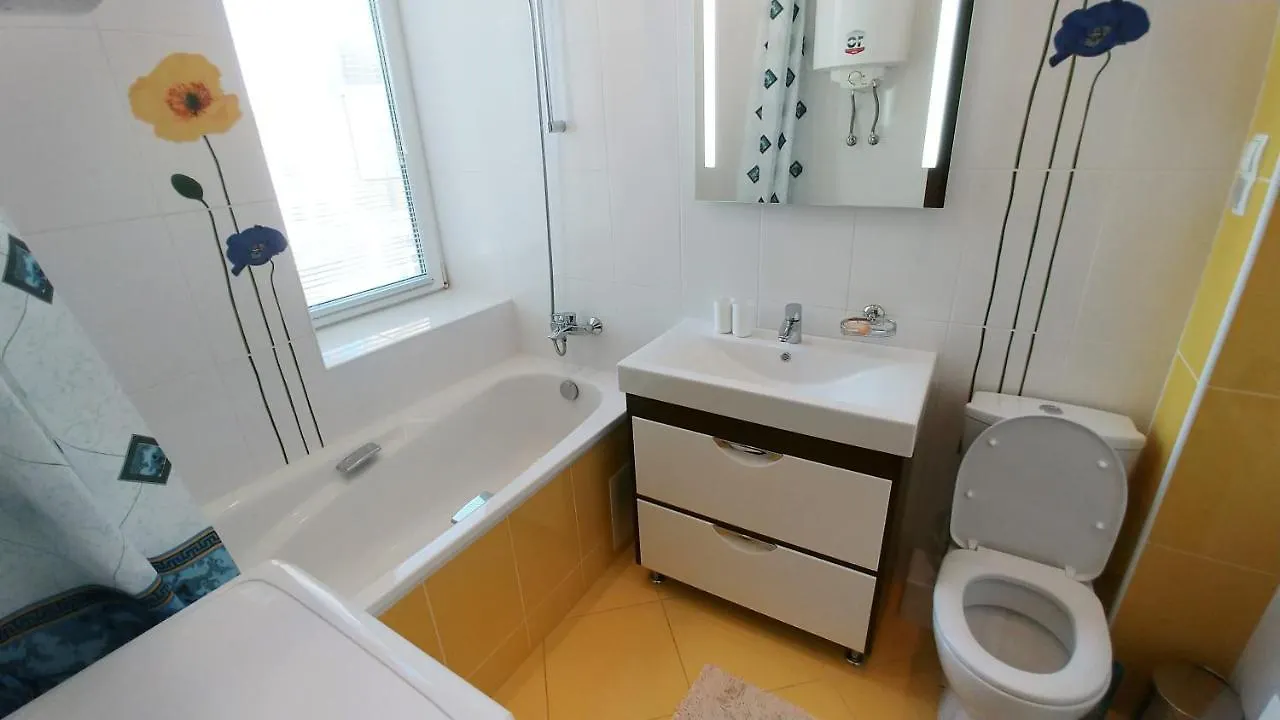 One-Room 3 Kostelna Str. On Maidane Nezalezhnosti Kiev 0*,