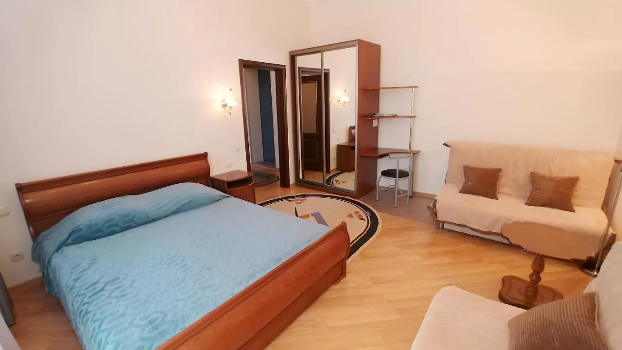One-Room 3 Kostelna Str. On Maidane Nezalezhnosti Kiev 0*,  Oekraïne